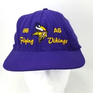 VTG Minnesota Vikings Strapback purple cap